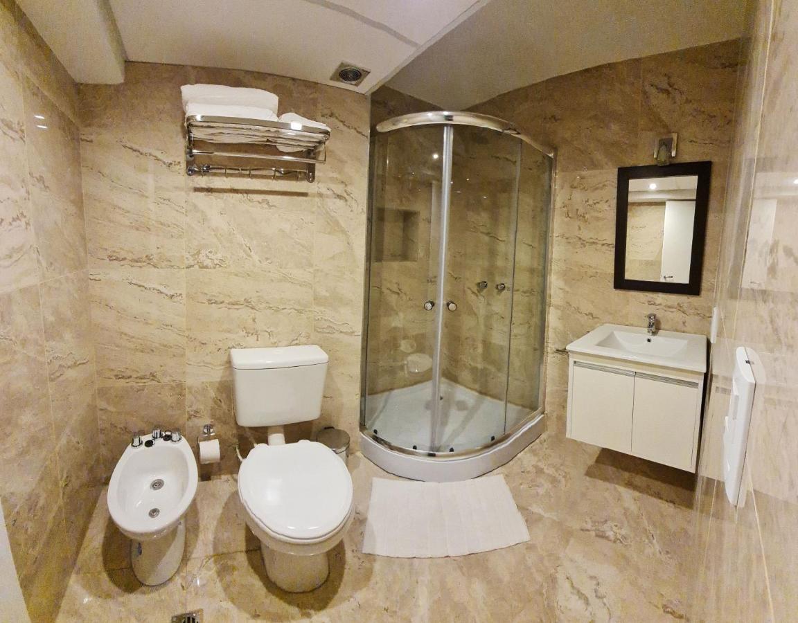 Departamento Monoambiente, A Metros De Peatonal Sarmiento Apartment Mendoza Bagian luar foto