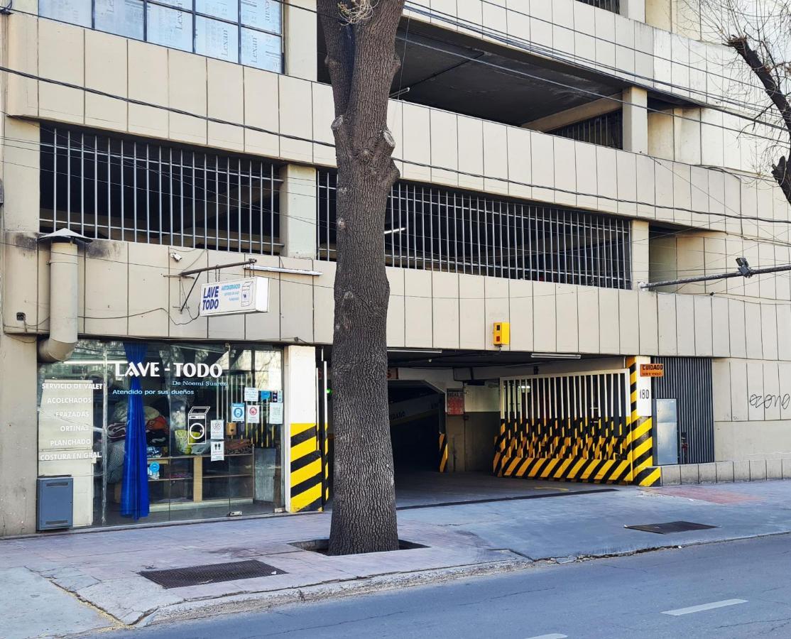 Departamento Monoambiente, A Metros De Peatonal Sarmiento Apartment Mendoza Bagian luar foto
